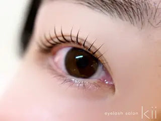 マツエク・マツパ manager NAOの眉毛・アイブロウイメージ