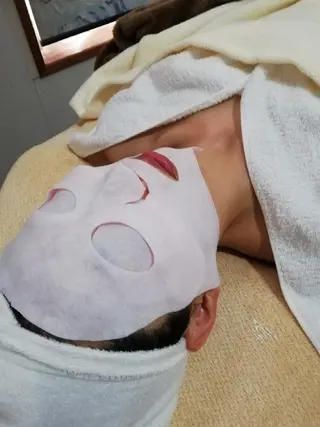 美顔ケアサロン ティアレのエステ・リラクイメージ