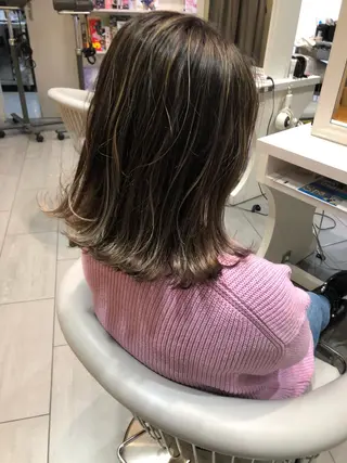 ミディアム FLAPPER所属・ハイトーンカラー /パーマ/亀井のヘアスタイル