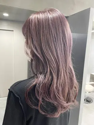 ロング カラー 田代 佳穂のヘアスタイル