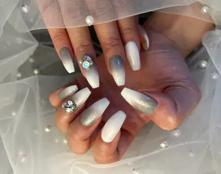 ネイル ✴︎ Delightのネイルデザイン