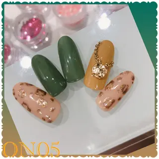 ネイル 園 寛子 （ネイリスト）のネイルデザイン