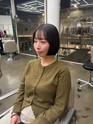 ショート ヘアアレンジ DIFINOaoyama所属・🎧ayaka/ボブ /透明感カラー🩵のヘアスタイル