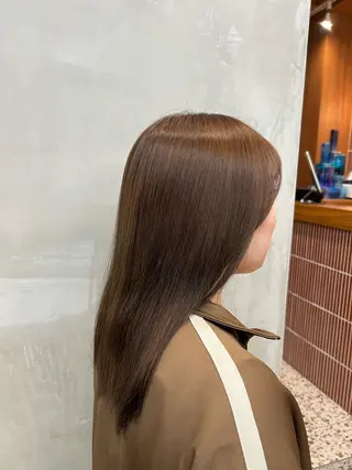 ミディアム elima調布所属・澤崎 ゆらのヘアスタイル