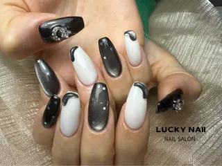 ネイル 宇 田川のネイルデザイン