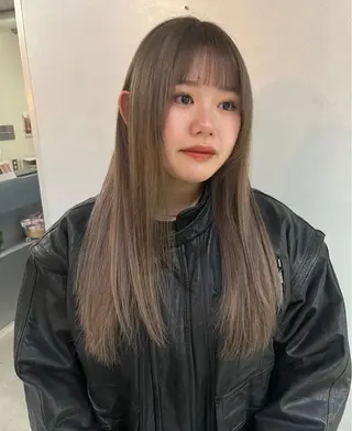 ロング カラー 無料カット/ハイ トーンカラー/きらのヘアスタイル