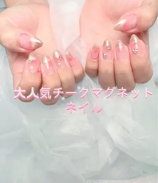 ネイル pink ladyサロン所属・べ にのネイルデザイン