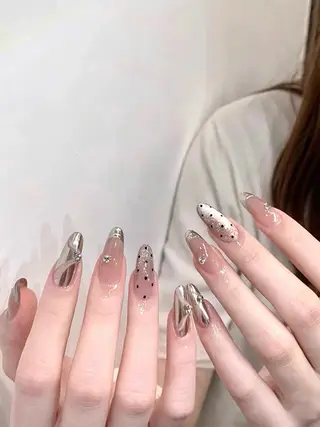 ネイル 菲菲ネイルサロン所属・FF フィフィネイルサロンのネイルデザイン