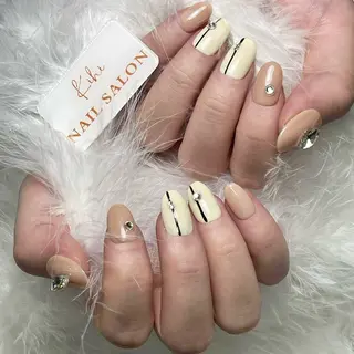 ネイル 💕鈴木ユリ パラジェル/オフ無料のネイルデザイン