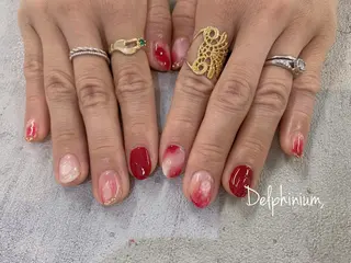 ネイル 岡本 友恵のネイルデザイン