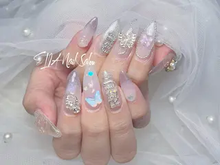 ミディアム cici nailのネイルデザイン