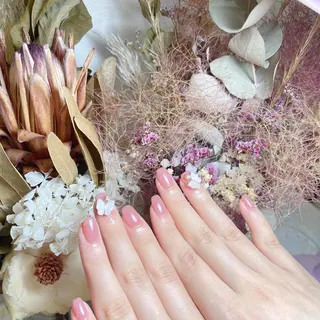 ネイル FLY Nail Salonのネイルデザイン