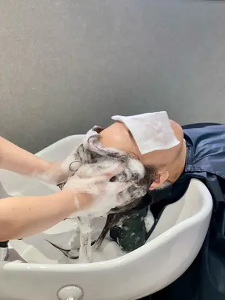 LOVESTOIKE 井上つぐみ/透明感のヘアスタイル