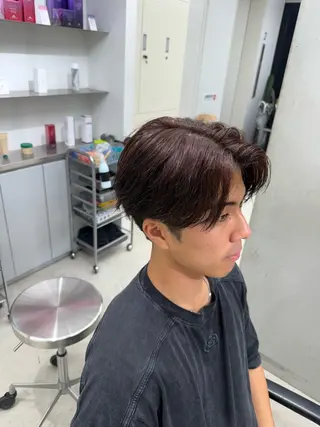 カラー メンズ 深谷 侑亮のヘアスタイル