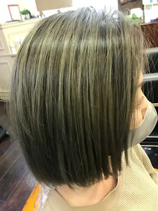 ショート カラー 桧山 真のヘアスタイル