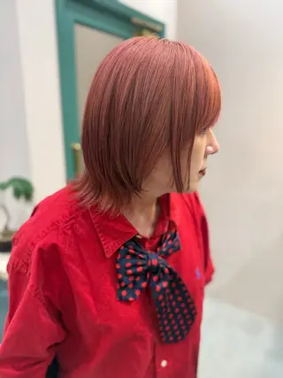 カラー 松岡 茉和のヘアスタイル