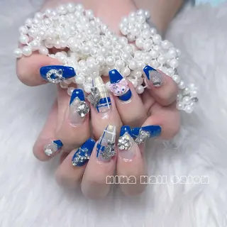 ネイル リリ 奈🎀のネイルデザイン