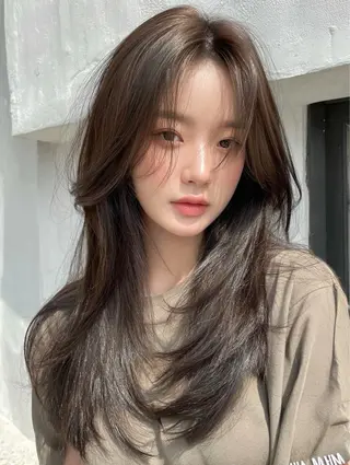 ロング カラー 表参道/中明度カラー /レイヤー/Youのヘアスタイル