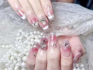 ネイル リリ 奈🎀のネイルデザイン