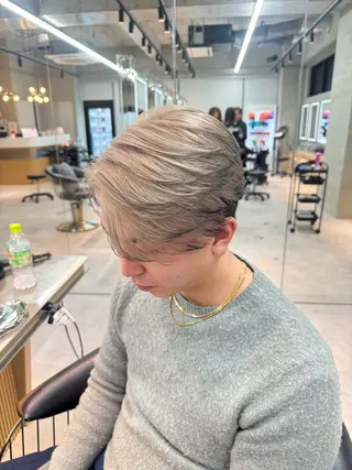 ミディアム カラー メンズ ARIA💎縮毛矯正 ブリーチ💎複雑履歴のヘアスタイル