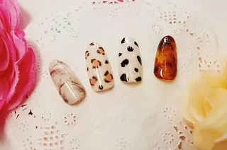 ネイル fujinail(バーバーフジノ)所属・藤野 智美のネイルデザイン