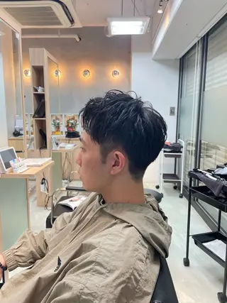 メンズ アール美容室厚木店所属・R厚木店 フジケン 藤井健大のヘアスタイル