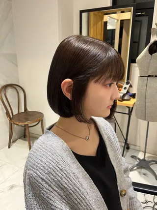 ショート ナミ🩶暗髪/暖色 ❤️/透明感/縮毛のヘアスタイル