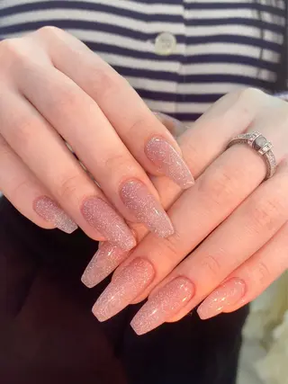 ネイル グロー ネイルのネイルデザイン