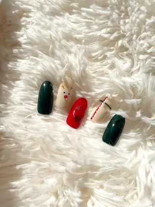 ネイル PEEKABOO京橋 EYE&NAILのマツエク・マツパデザイン