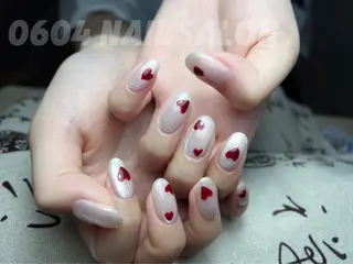 ネイル ishiro 🍂のネイルデザイン