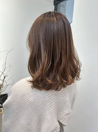 ミディアム イーストバイエルゴ川崎東口店所属・美髪へ導く 鈴木勝登のヘアスタイル