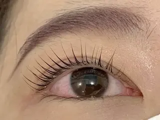 マツエク・マツパ アイラッシュサロンLuz町田店所属・Luz町田店 工藤のマツエク・マツパデザイン