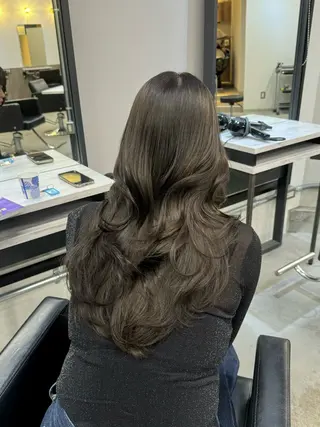 ロング カラー 韓国ヘア🇰🇷 YUKINAのヘアスタイル