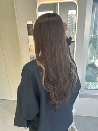 ロング カラー Gisel みらののヘアスタイル