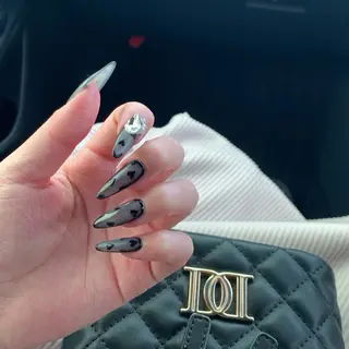 ネイル 辰川 みなみのネイルデザイン