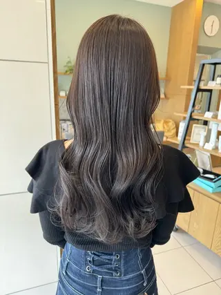 ロング 早川 楓那のヘアスタイル