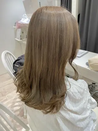 セミロング カラー 暖色カラー✨️ 門内 梨真のヘアスタイル