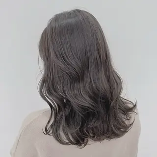 カラー ベージュ・グレー ジュ達人KOJIROのヘアスタイル