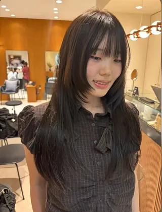 ロング yiye   青山店所属・Rako .のヘアスタイル