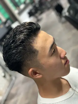 ショート 福本 純平のヘアスタイル