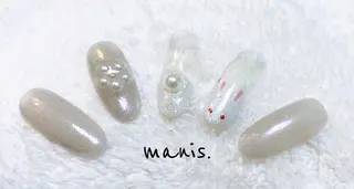 ネイル manis .のネイルデザイン