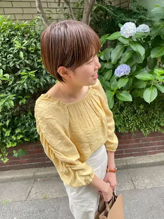 ショート カラー ヒナゴ トヨカズのヘアスタイル