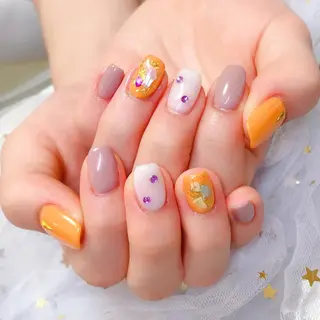 カラー ネイル Q Free nailsのネイルデザイン