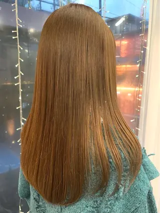 セミロング カラー RorriM natsuのヘアスタイル