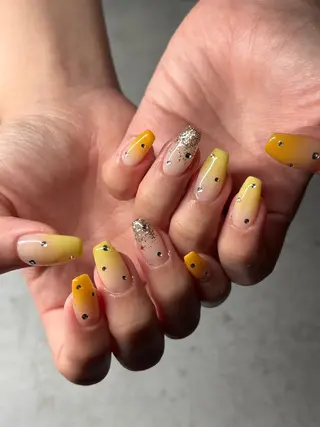 ネイル tomomi .のネイルデザイン