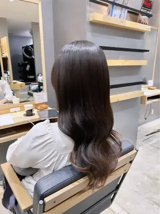 ロング inity　杉本 美羽のヘアスタイル