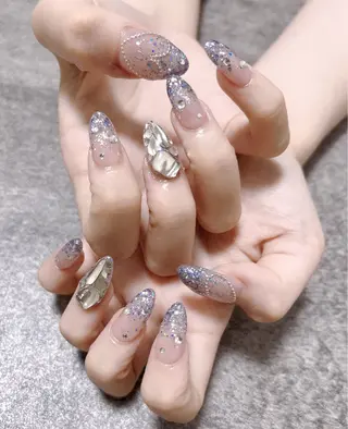 ネイル R inのネイルデザイン