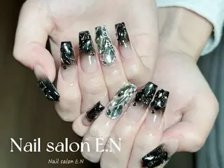 ネイル E.N🦋 長さ出し/持ち込みのネイルデザイン