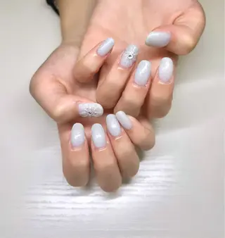 ネイル Bianca 浦和西口　山邊のネイルデザイン