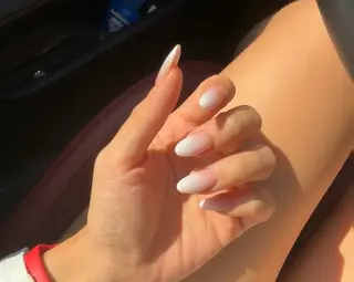 ネイル 高木 維麗絲のネイルデザイン